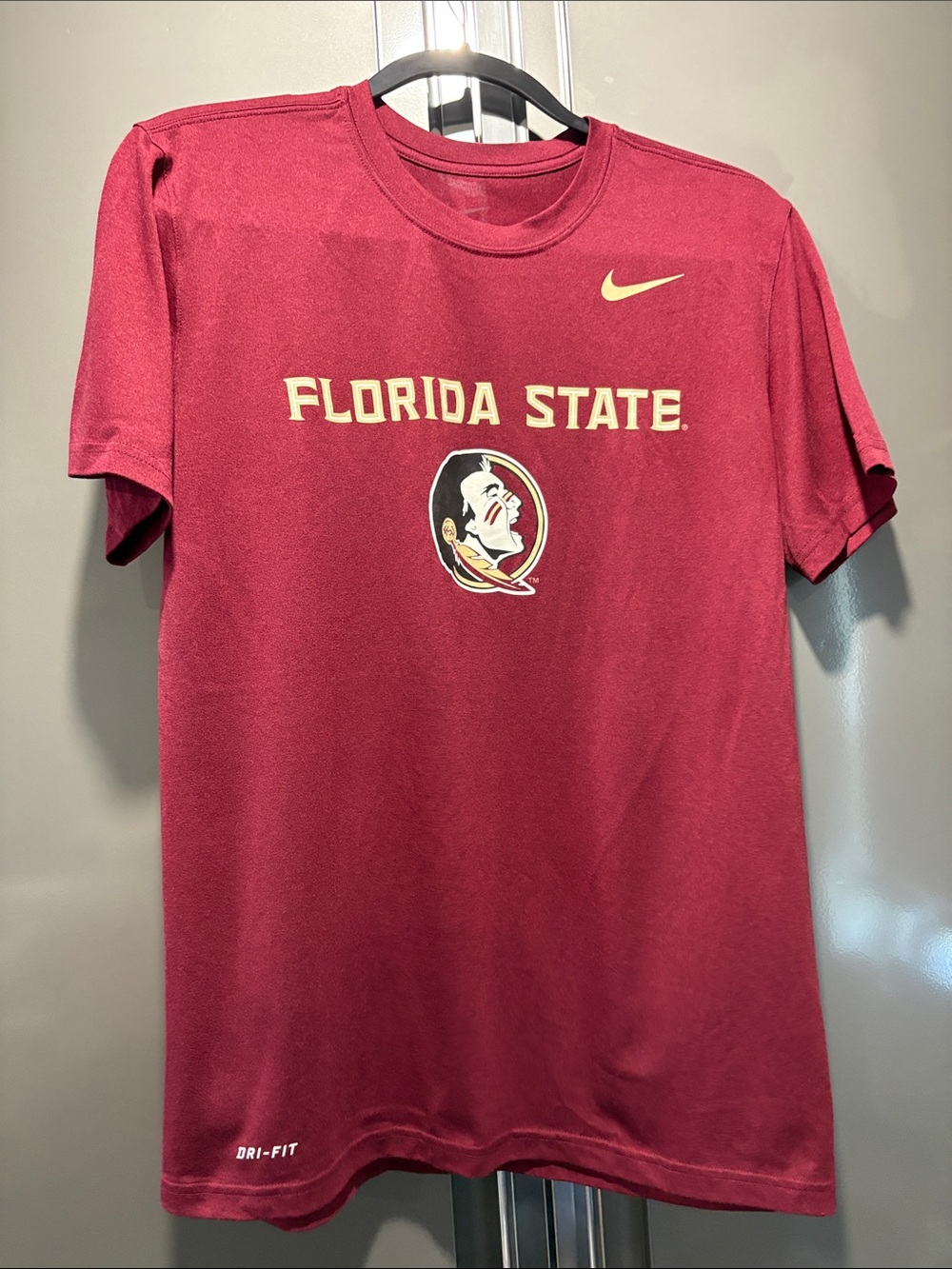 Nike Garnet Florida State Logo Short Sleeve Tee Men’s size medium.